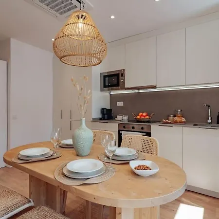 Casa Faro - 2 Bedroom In Gracia 巴塞罗那