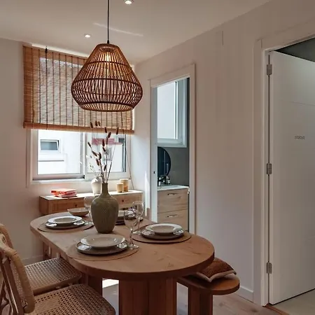 Casa Faro - 2 Bedroom In Gracia * Barcelona
